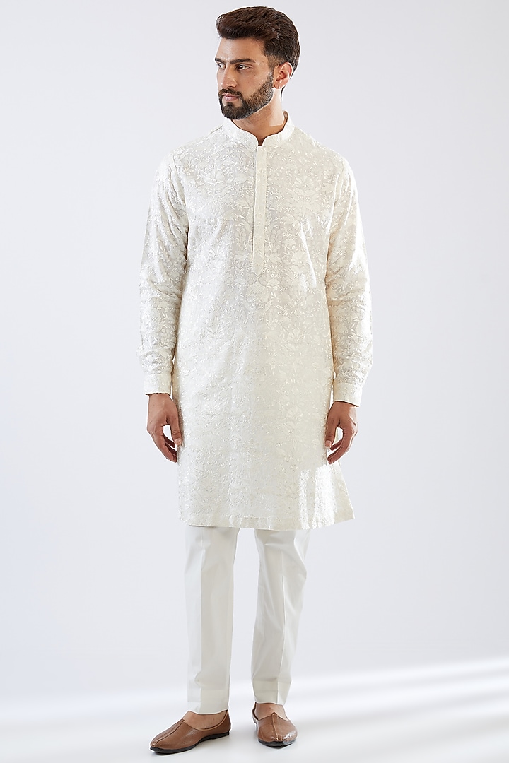 Beige Raw Silk Embroidered Bundi Set by Seema Gujral Men at Pernia's Pop Up Shop