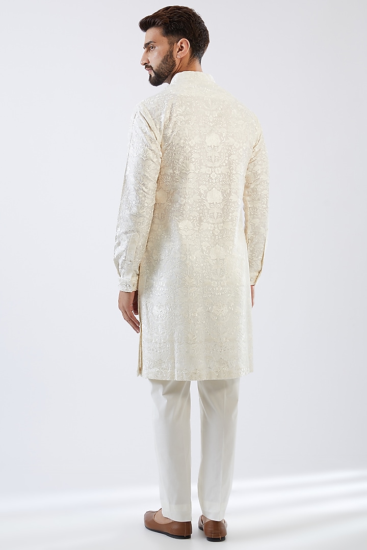 Beige Raw Silk Embroidered Bundi Set by Seema Gujral Men at Pernia's Pop Up Shop