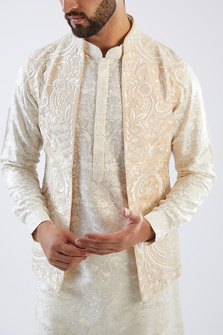 Beige Raw Silk Embroidered Bundi Set by Seema Gujral Men at Pernia's Pop Up Shop