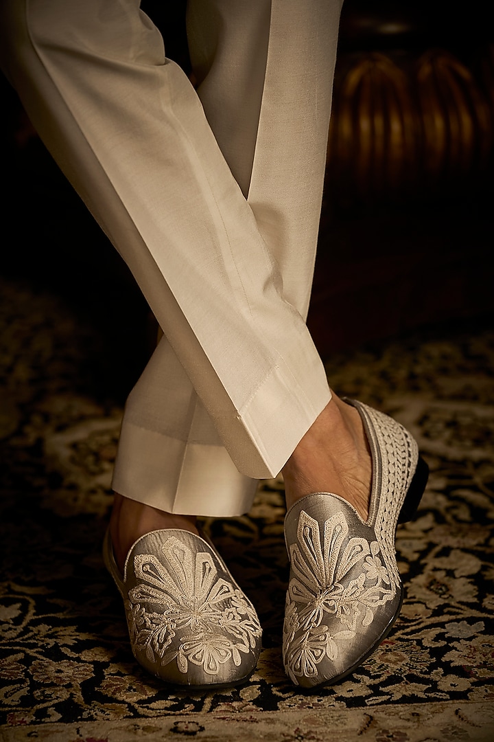 Silver Silk Embroidered Indo-Western Set by Seema Gujral Men at Pernia's Pop Up Shop