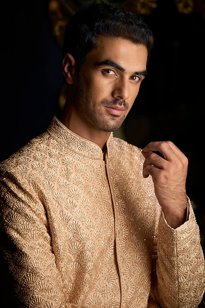 Peach Raw Silk Embroidered Groom Sherwani Set With Juttis & Stole by Seema Gujral Men at Pernia's Pop Up Shop