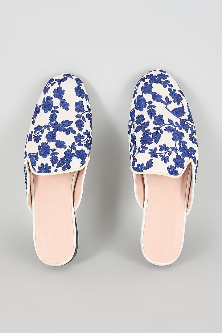 Blue Silk Juttis by Seema Gujral Men at Pernia's Pop Up Shop