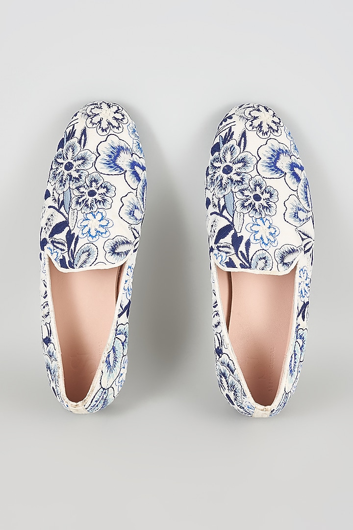 Blue Silk Juttis by Seema Gujral Men at Pernia's Pop Up Shop