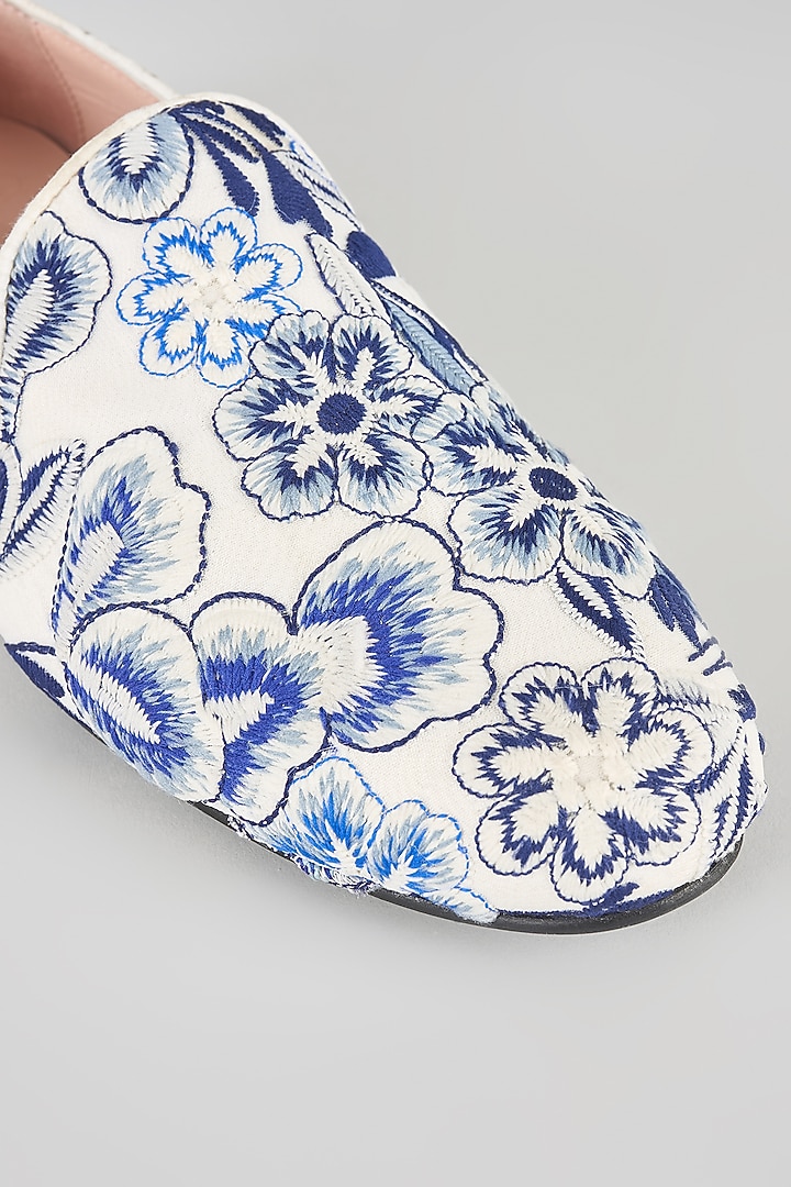 Blue Silk Juttis by Seema Gujral Men at Pernia's Pop Up Shop