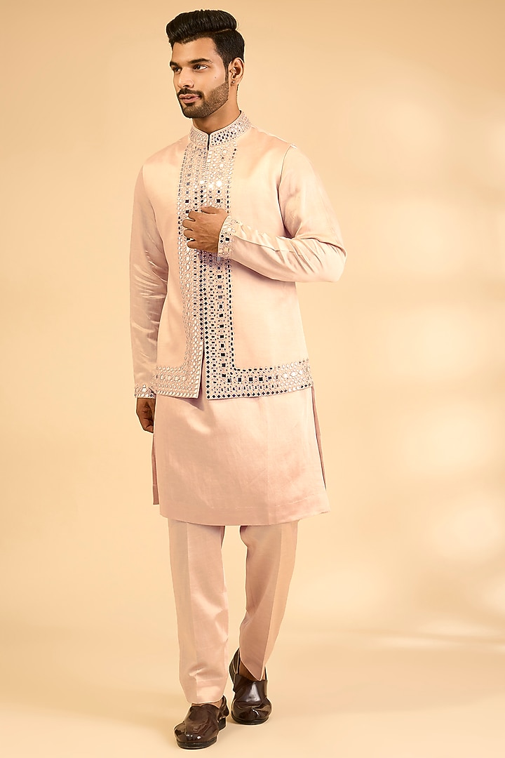 Peach Silk Bundi Jacket Set by Seema Gujral Men at Pernia's Pop Up Shop