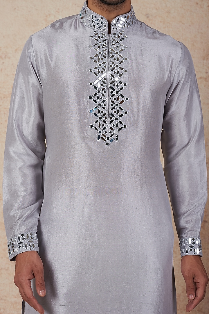 Grey Dupion Silk Mirror Embroidered Kurta Set by Seema Gujral Men at Pernia's Pop Up Shop