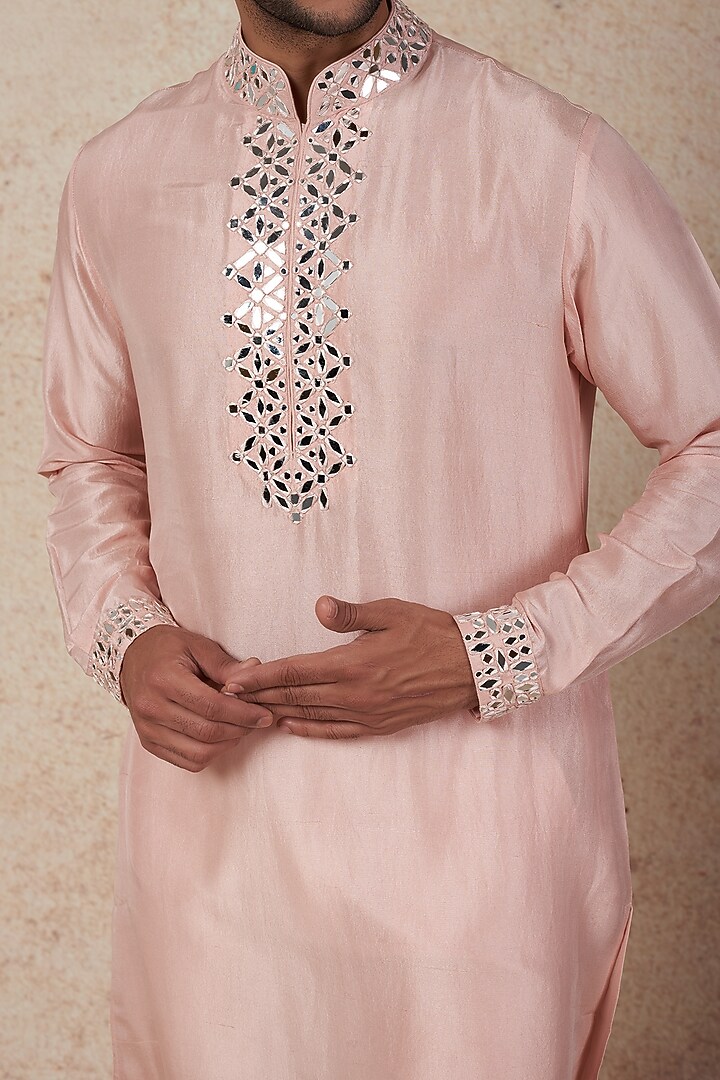 Blush Pink Embroidered Kurta Set by Seema Gujral Men at Pernia's Pop Up Shop