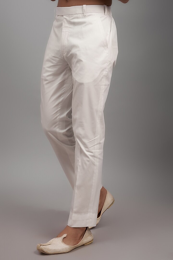Dusty Pink Silk Dori Embroidered Kurta Set by Seema Gujral Men at Pernia's Pop Up Shop