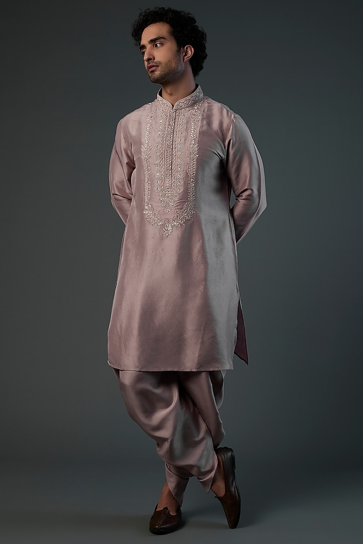 Dusty Pink Embroidered Kurta Set by Seema Gujral Men