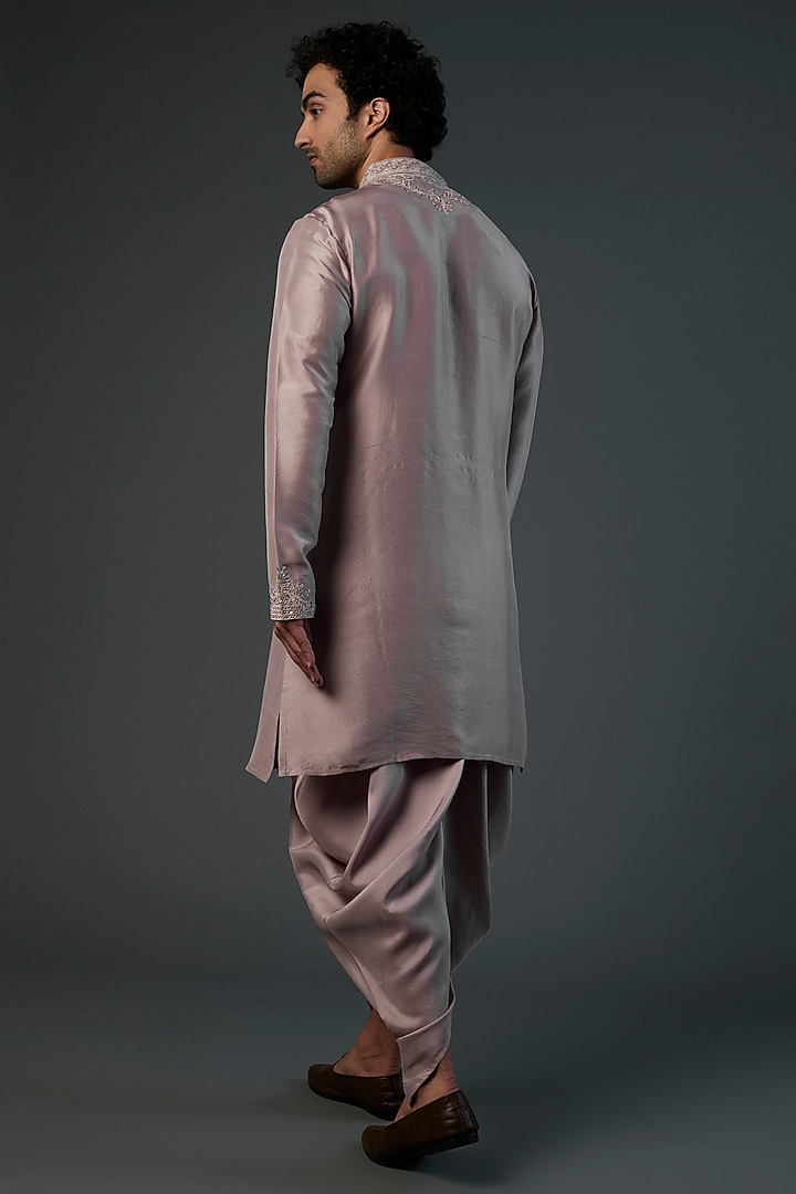 Dusty Pink Silk Embroidered Kurta Set by Seema Gujral Men at Pernia's Pop Up Shop