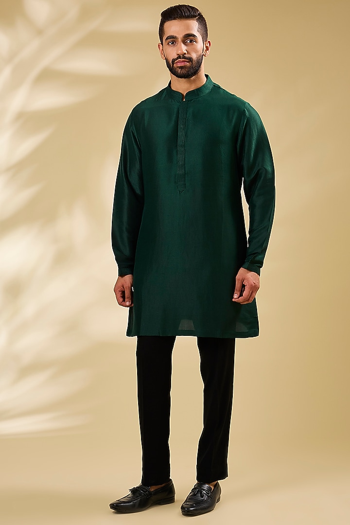 Green Silk Thread Embroidered Groom Sherwani Set by Seema Gujral Men at Pernia's Pop Up Shop