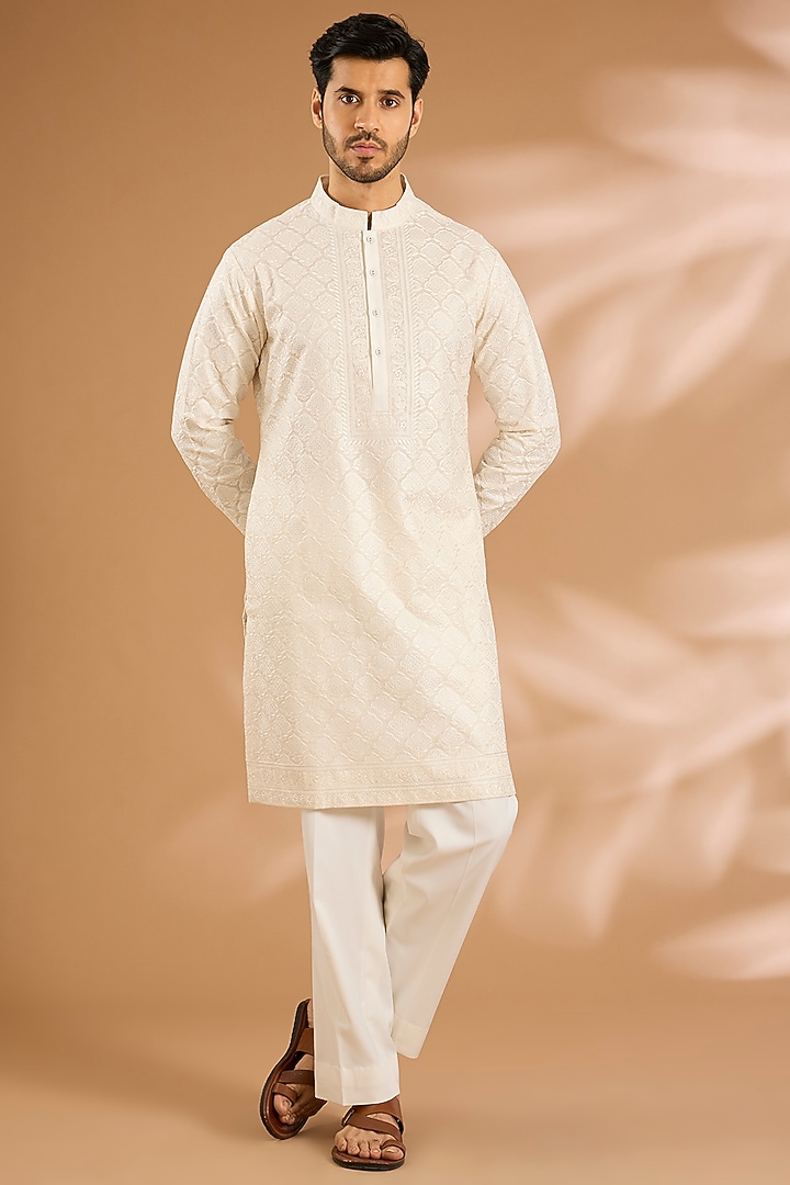 White Silk Kurta Set by Seema Gujral Men at Pernia's Pop Up Shop