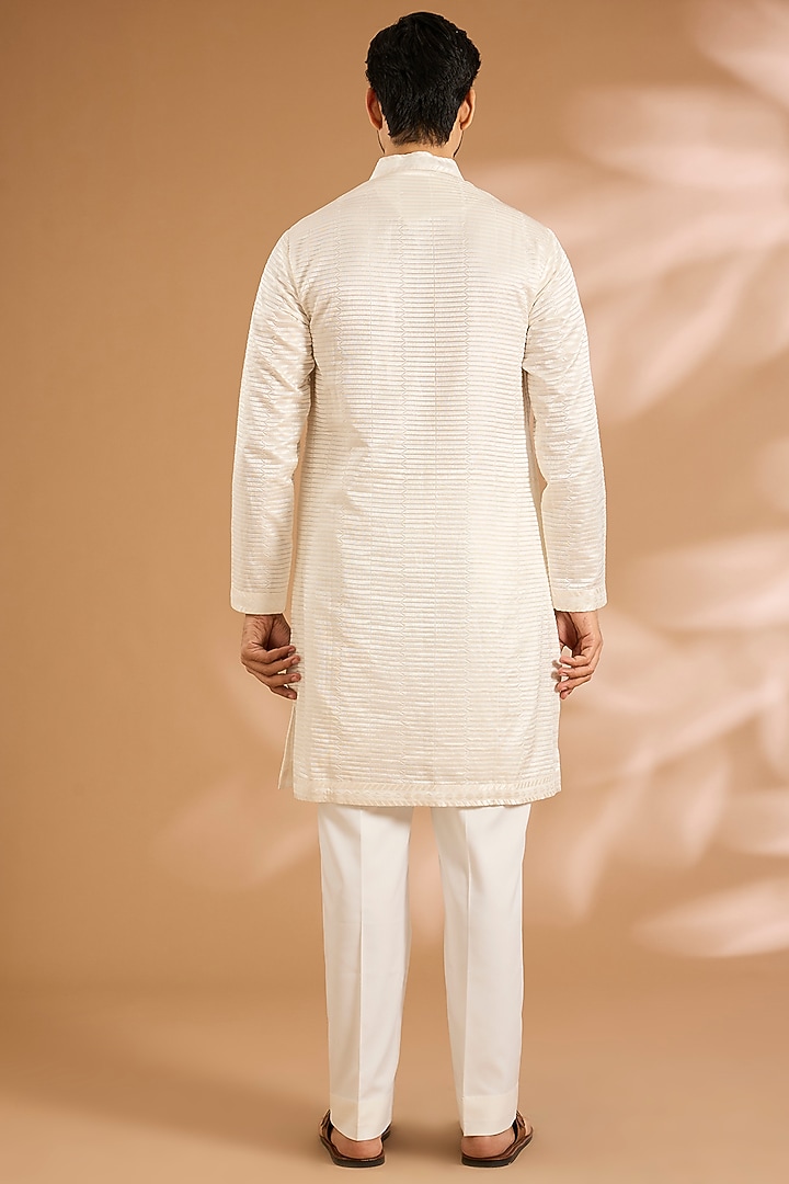 White Silk Kurta Set by Seema Gujral Men at Pernia's Pop Up Shop