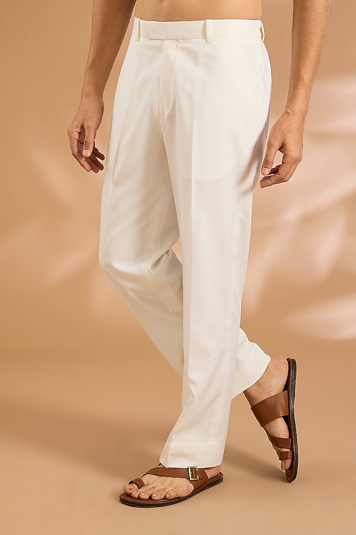 White Silk Kurta Set by Seema Gujral Men at Pernia's Pop Up Shop