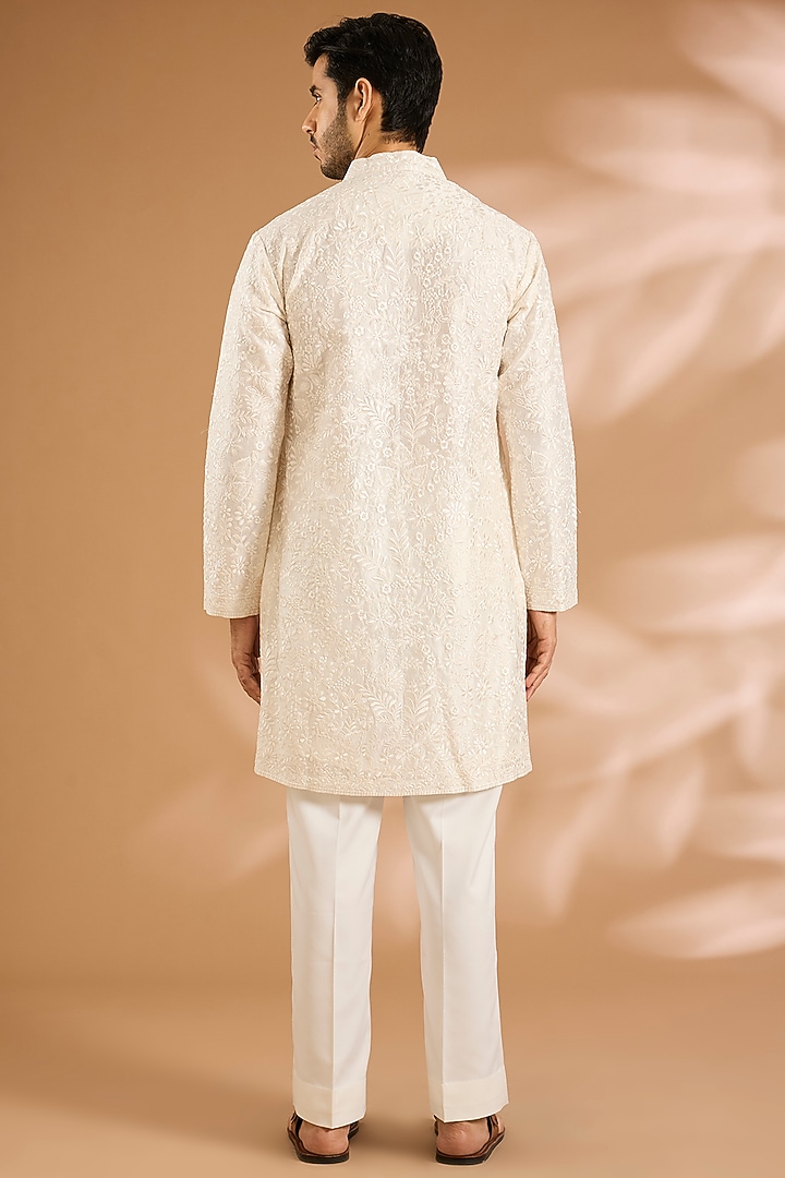 White Silk Kurta Set by Seema Gujral Men at Pernia's Pop Up Shop