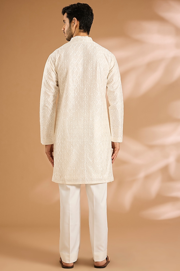 White Silk Kurta Set by Seema Gujral Men at Pernia's Pop Up Shop