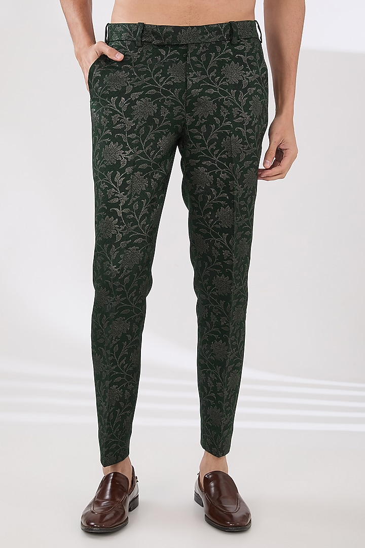 Green Silk Mirror Embroidered Kurta Set by Seema Gujral Men at Pernia's Pop Up Shop