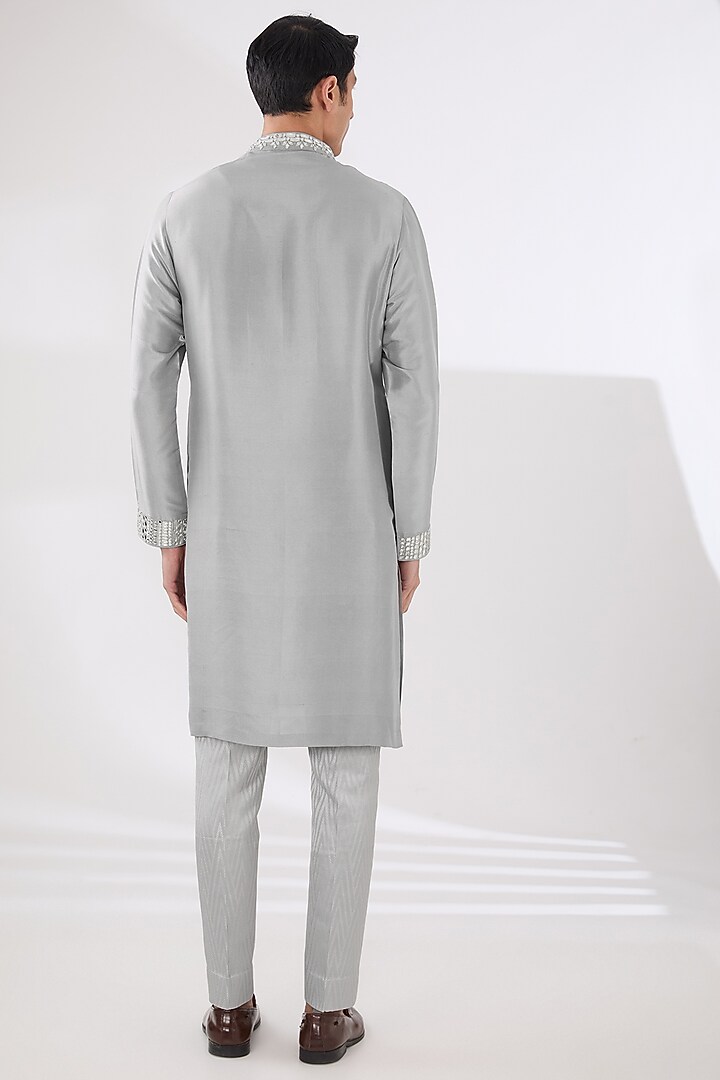 Grey Silk Mirror Embroidered Kurta Set by Seema Gujral Men at Pernia's Pop Up Shop
