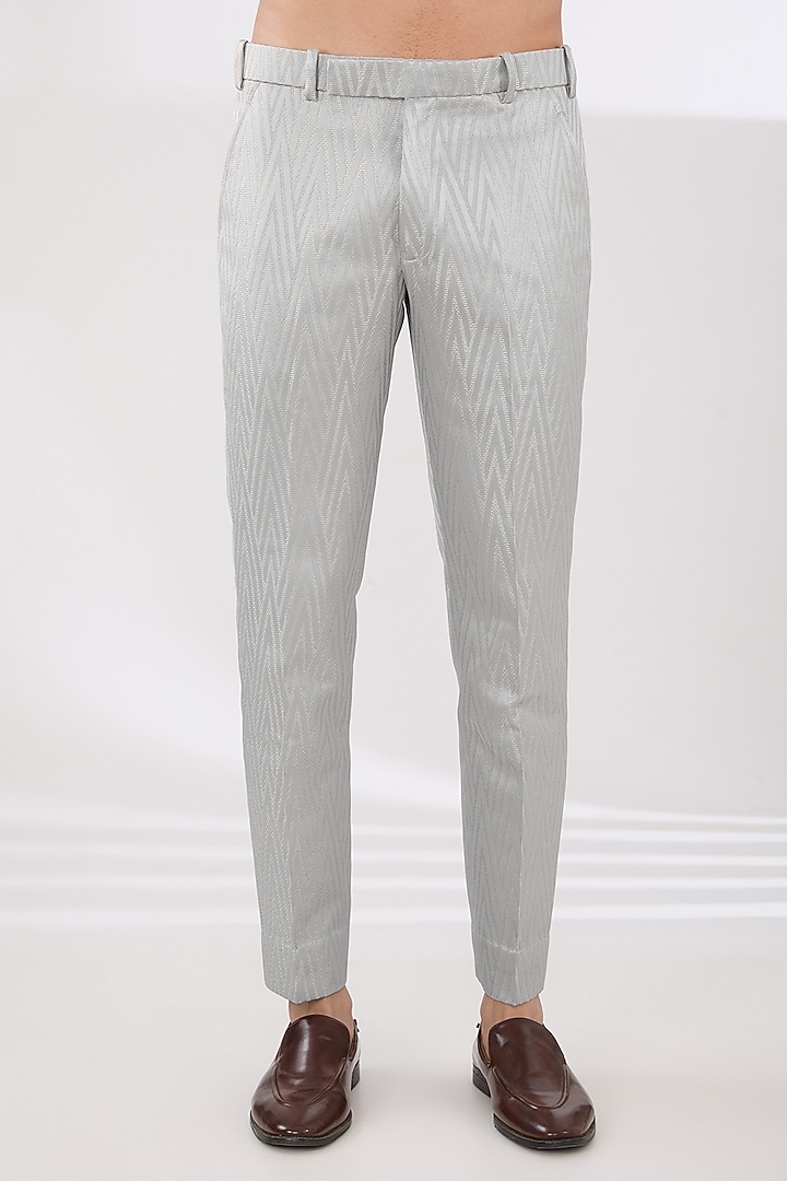 Grey Silk Mirror Embroidered Kurta Set by Seema Gujral Men at Pernia's Pop Up Shop