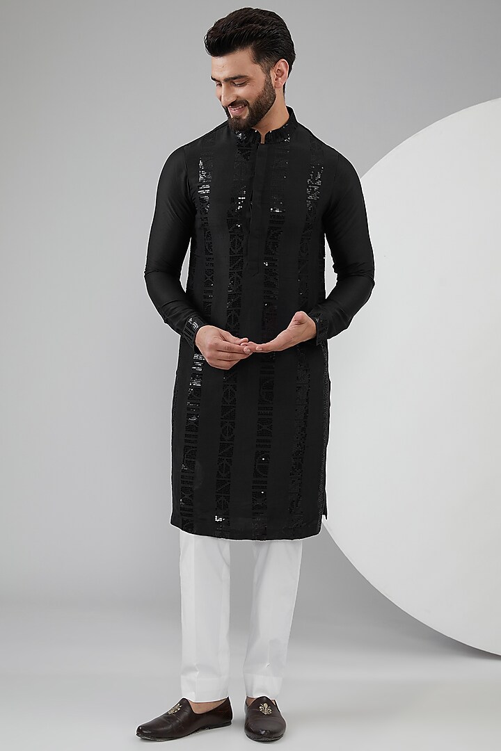 Black Silk Sequins Embroidered Kurta Set by Seema Gujral Men at Pernia's Pop Up Shop