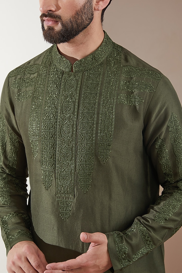 Olive Green Silk Dori Embroidered Kurta Set by Seema Gujral Men at Pernia's Pop Up Shop