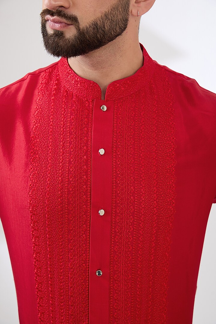 Red Silk Thread Embroidered Kurta Set by Seema Gujral Men at Pernia's Pop Up Shop