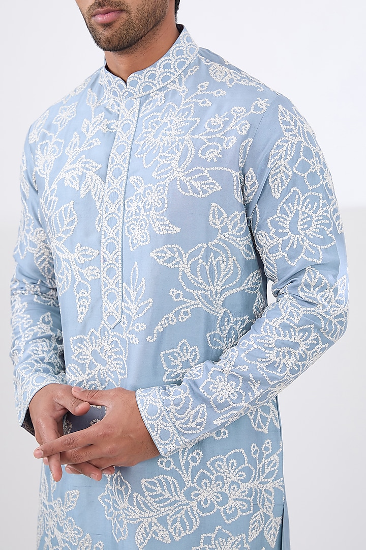 Blue Silk Dori Embroidered Kurta Set by Seema Gujral Men at Pernia's Pop Up Shop