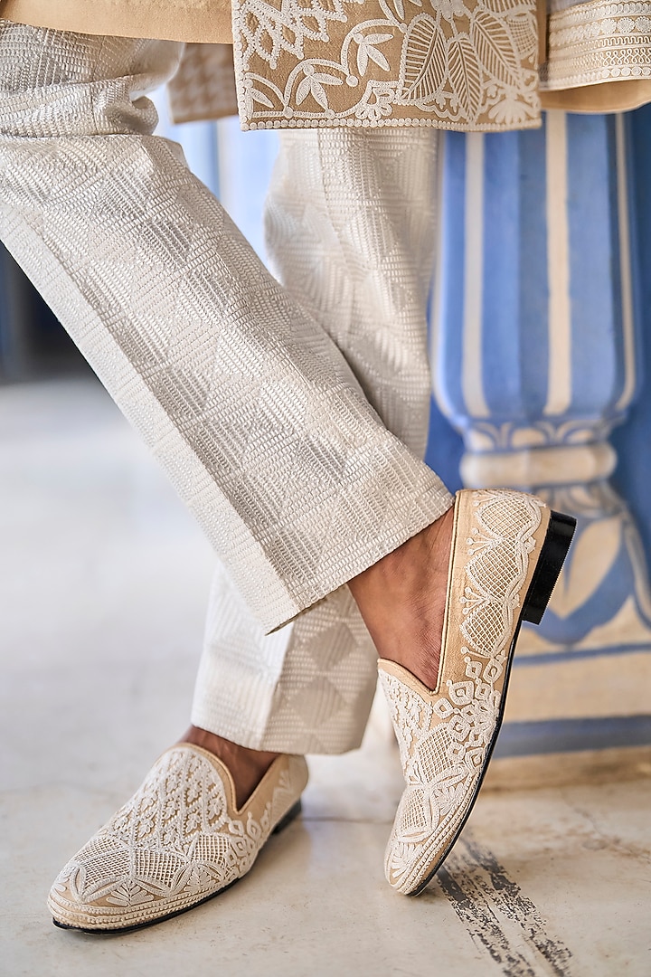 Nude Raw Silk Dori Embroidered Groom Sherwani Set by Seema Gujral Men at Pernia's Pop Up Shop