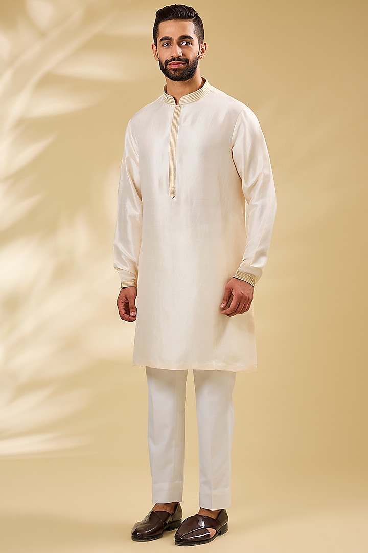 Beige Silk Embroidered Groom Sherwani Set by Seema Gujral Men at Pernia's Pop Up Shop