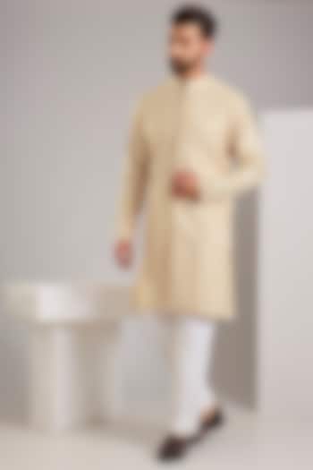 Cream Silk Kurta Set by Seema Gujral Men at Pernia's Pop Up Shop