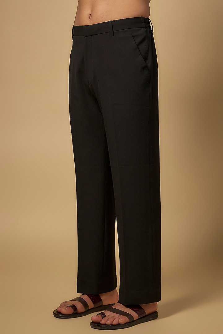 Black Silk Kurta Set by Seema Gujral Men at Pernia's Pop Up Shop