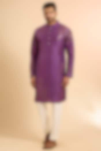 Plum Silk Kurta Set by Seema Gujral Men at Pernia's Pop Up Shop