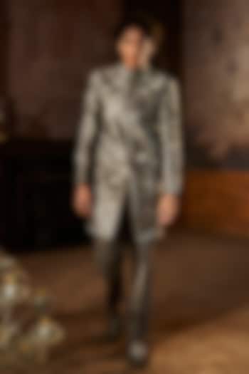 Charcoal Colored Textured Silk Embroidered Groom Sherwani Set by Seema Gujral Men at Pernia's Pop Up Shop