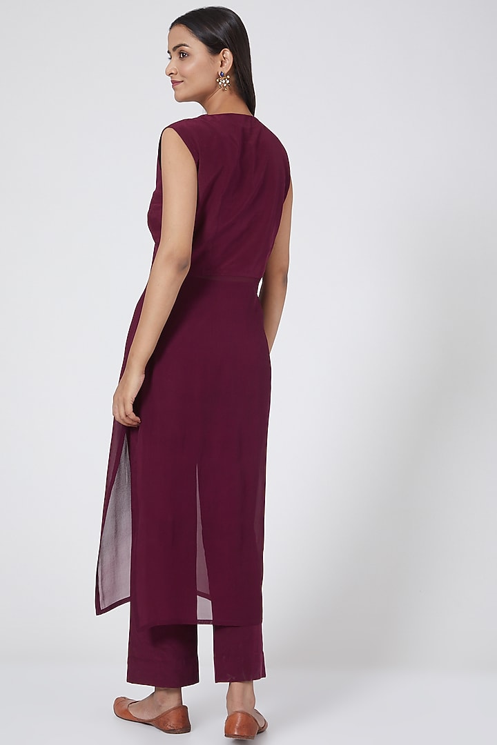 Wine Georgette Tunic Set With Side Slits by Sejal Jain at Pernia's Pop Up Shop