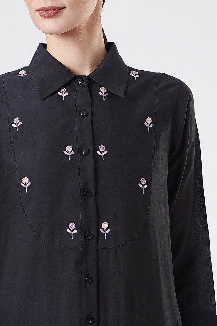 Black Embroidered High-Low Tunic by Sejal Jain at Pernia's Pop Up Shop