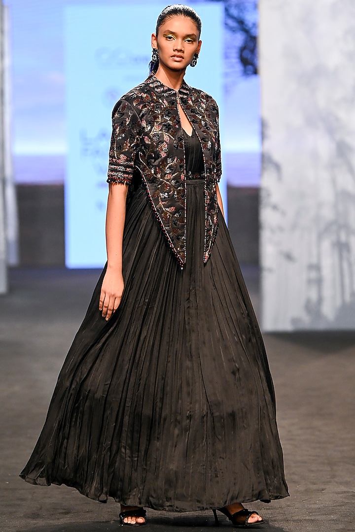 Charcoal Black Ajrakh & Gajji Silk Engagement Gown by SEJAL KAMDAR at Pernia's Pop Up Shop