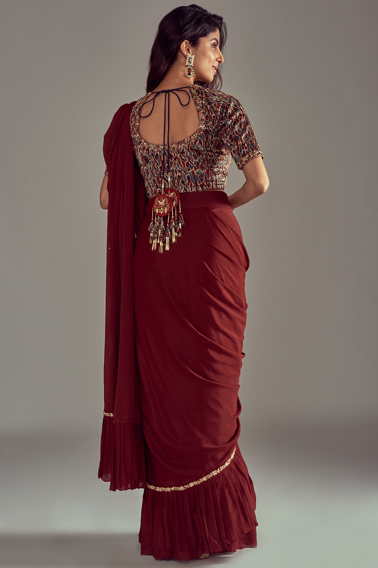 PR - Plain dark maroon 60GM Georgette silk ruffle saree