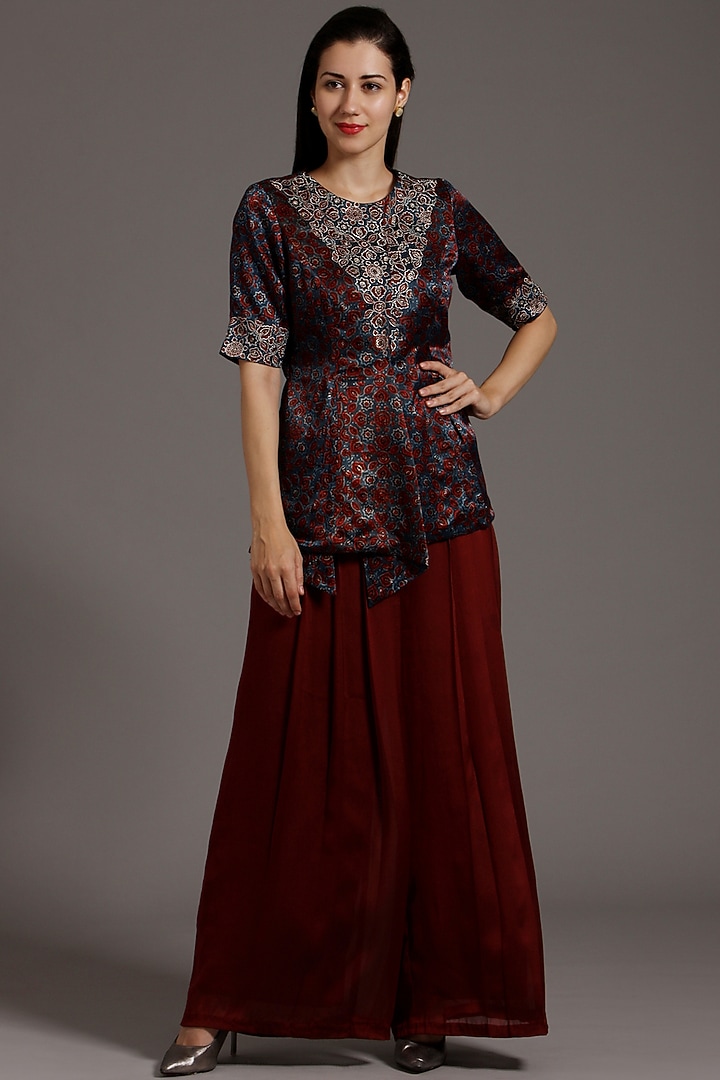 Maroon Crepe Pleated Pant Set by SEJAL KAMDAR at Pernia's Pop Up Shop