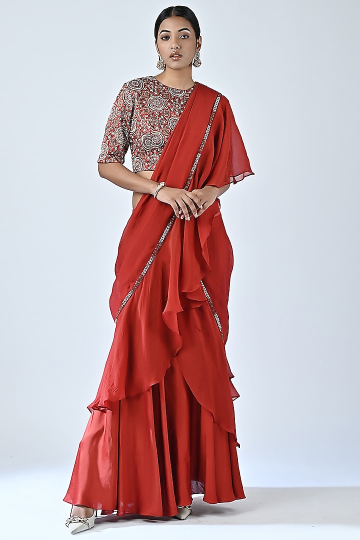 Red Linen Cutdana & Zardosi Embroidered Draped Saree Set by SEJAL KAMDAR