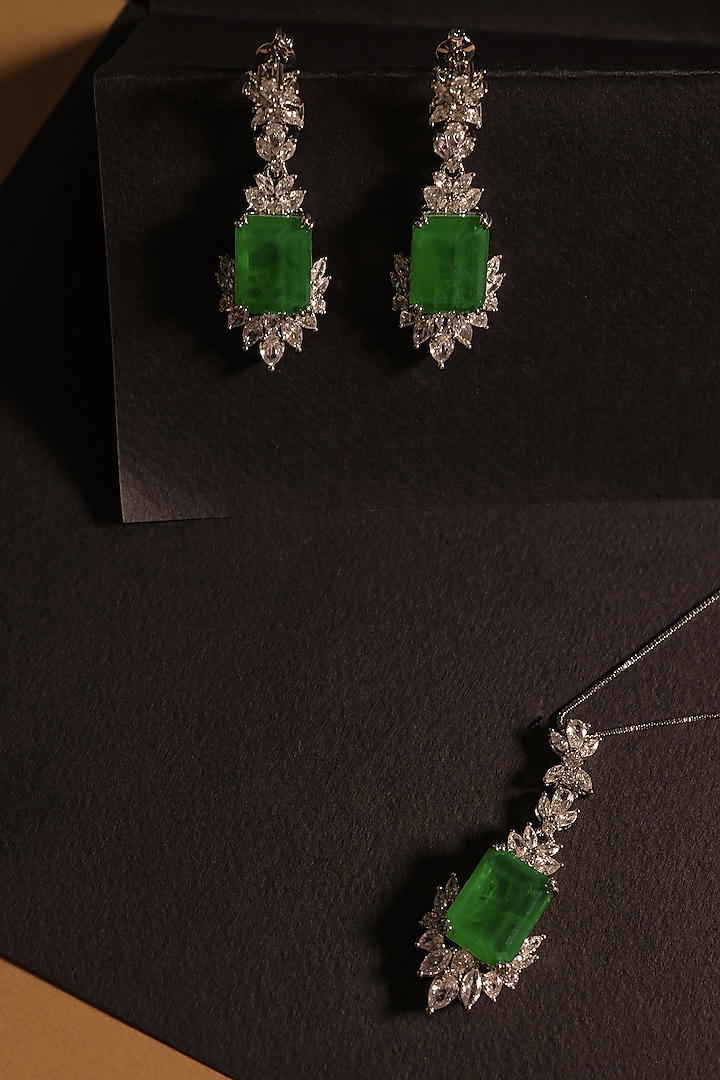 White Finish Green Stone & Zircon Necklace Set by Senshi