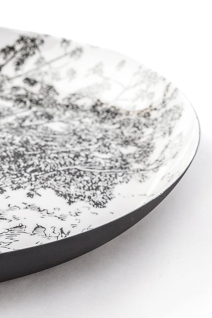 Black & White Tray by Serein Wellness at Pernia's Pop Up Shop
