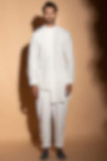 Off White Asymmetrical Kurta With Thread Work by STUDIO ERROR MEN