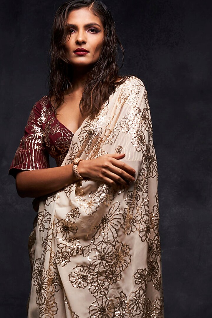 Cream Embroidered Reception Saree Set by Seema Gujral at Pernia's Pop Up Shop