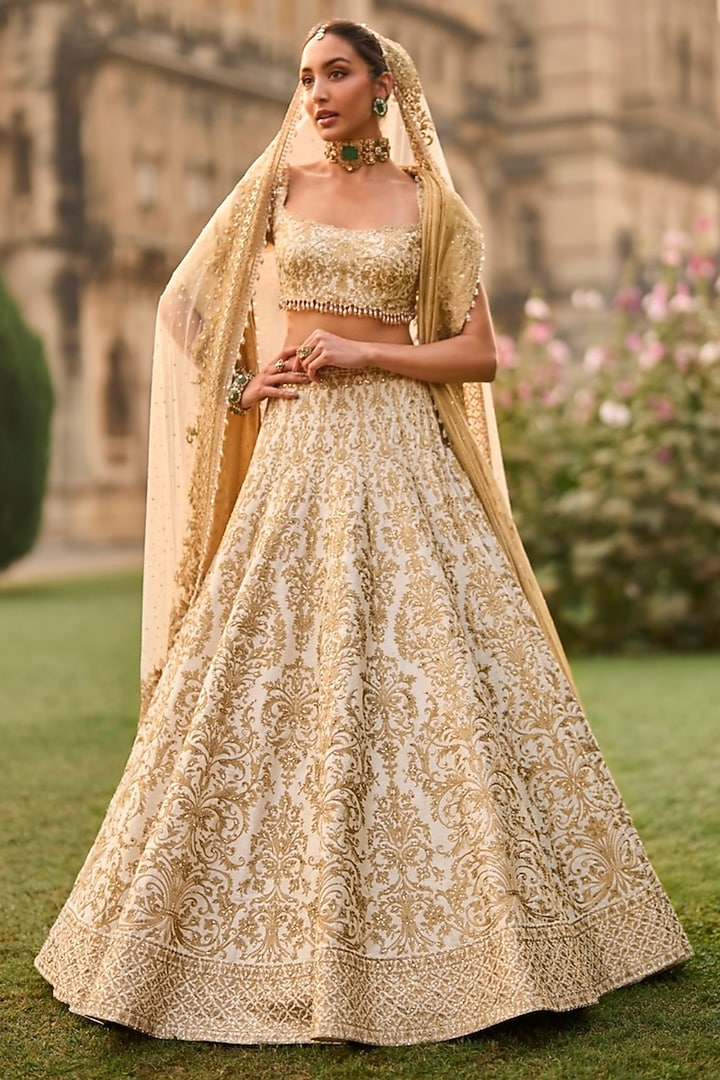 Ivory Raw Silk Threadwork Bridal Lehenga Set by Seema Gujral at Pernia's Pop Up Shop