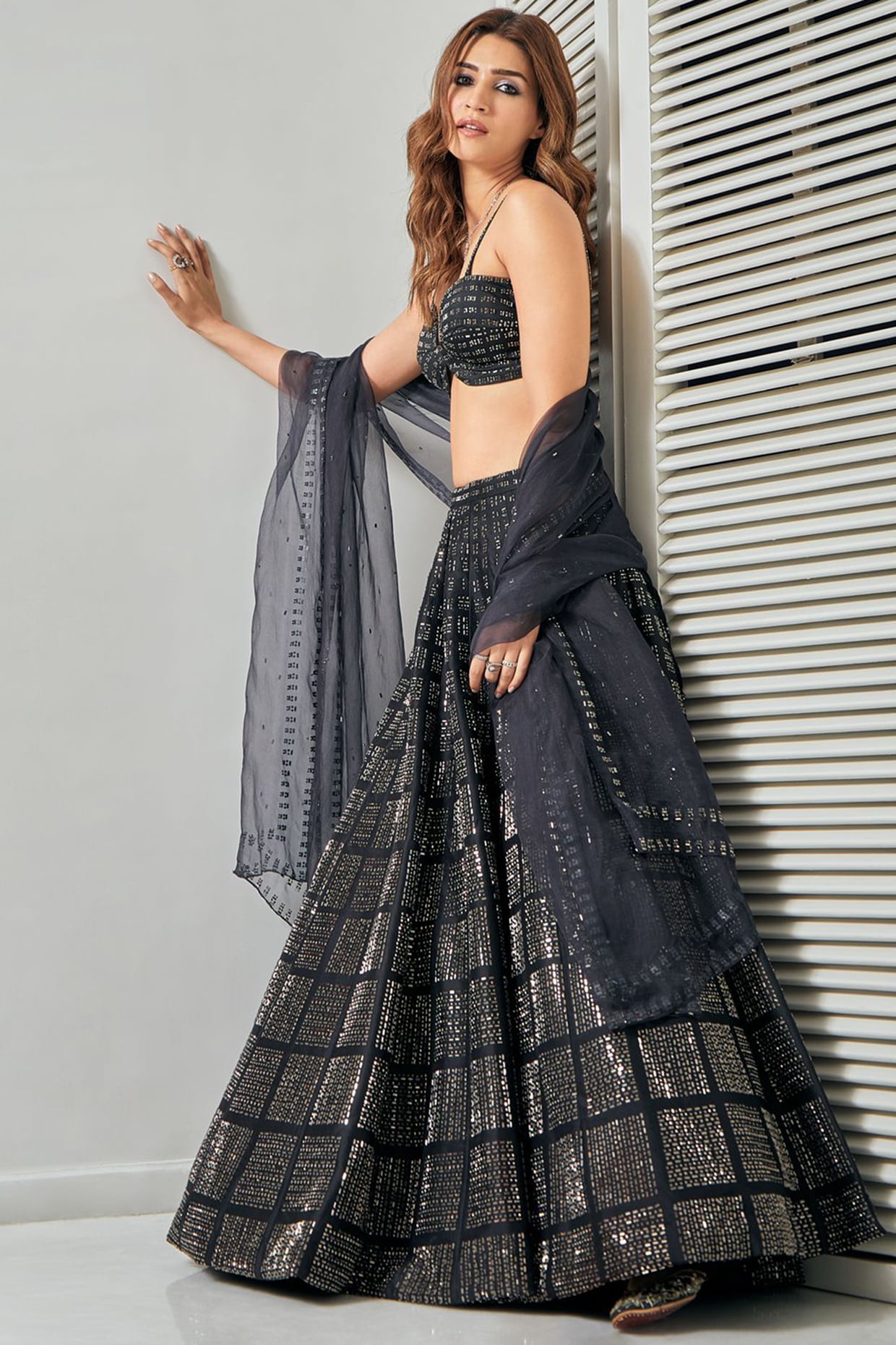 Buy Women Black Embroidered Lehenga Set With Blouse And Dupatta - Feed Luxe  Lehenga - Indya