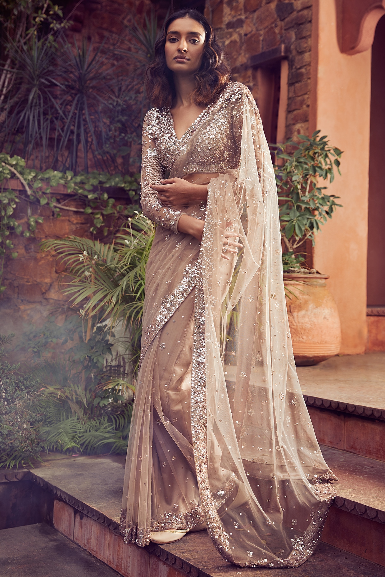 Modern Look Chiffon Silk Saree with Viscose Thread work border -Style Array