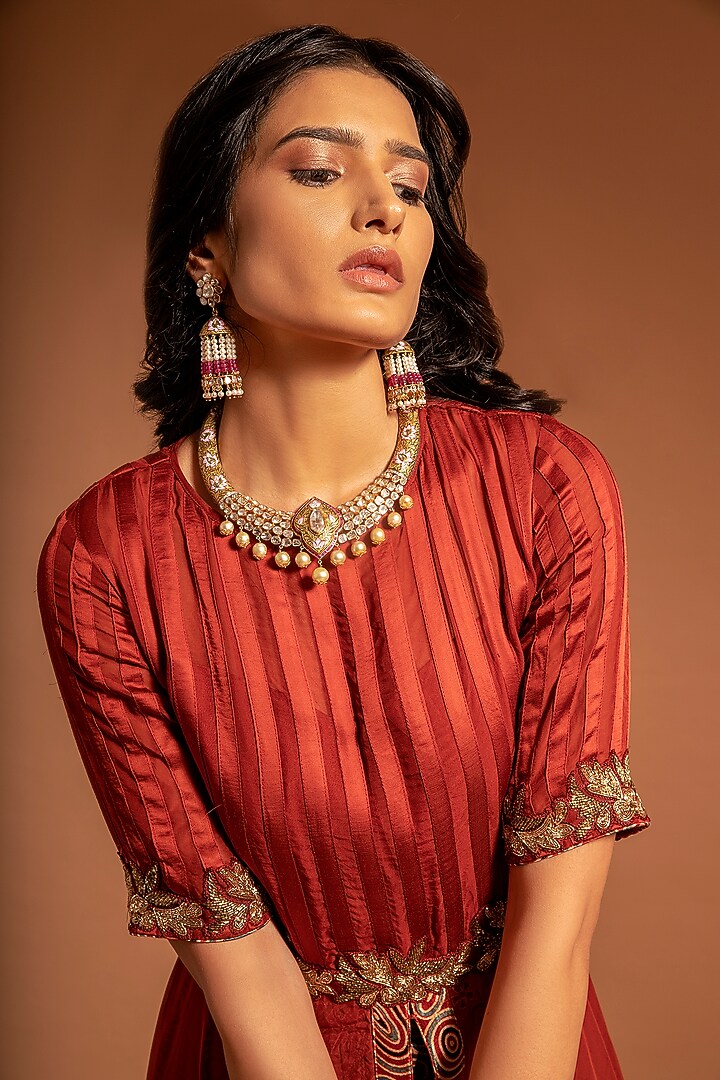 Scarlet Red Embroidered Slitted Engagement Gown by SEJAL KAMDAR at Pernia's Pop Up Shop