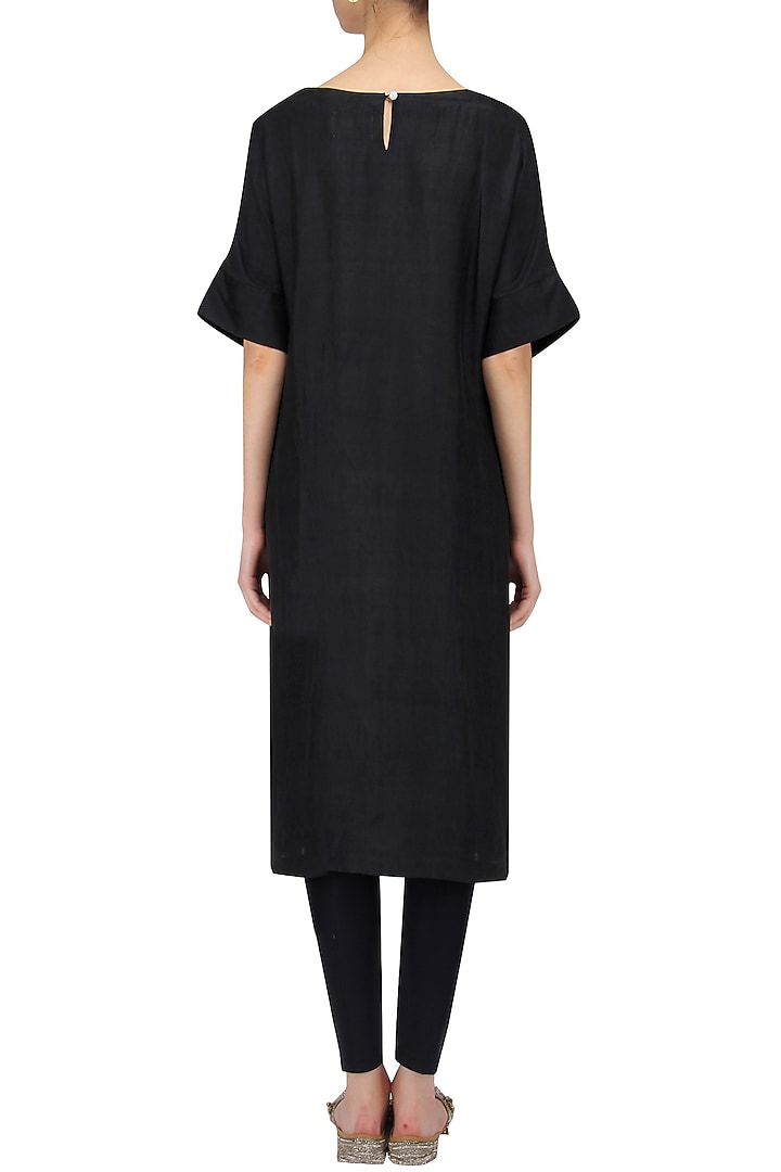 Black floral work kurta available only at Pernia's Pop Up Shop.