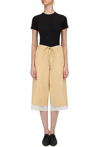 Khakhi Ana Capri Pants by Label Ishana