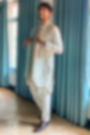 Ivory Hand Painted Shrug With Kurta Set by Jatin Malik at Pernia's Pop Up Shop